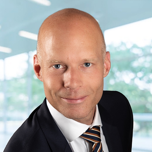 Raphael Hügli - Chief Finance Officer bei Allianz Partners Österreich