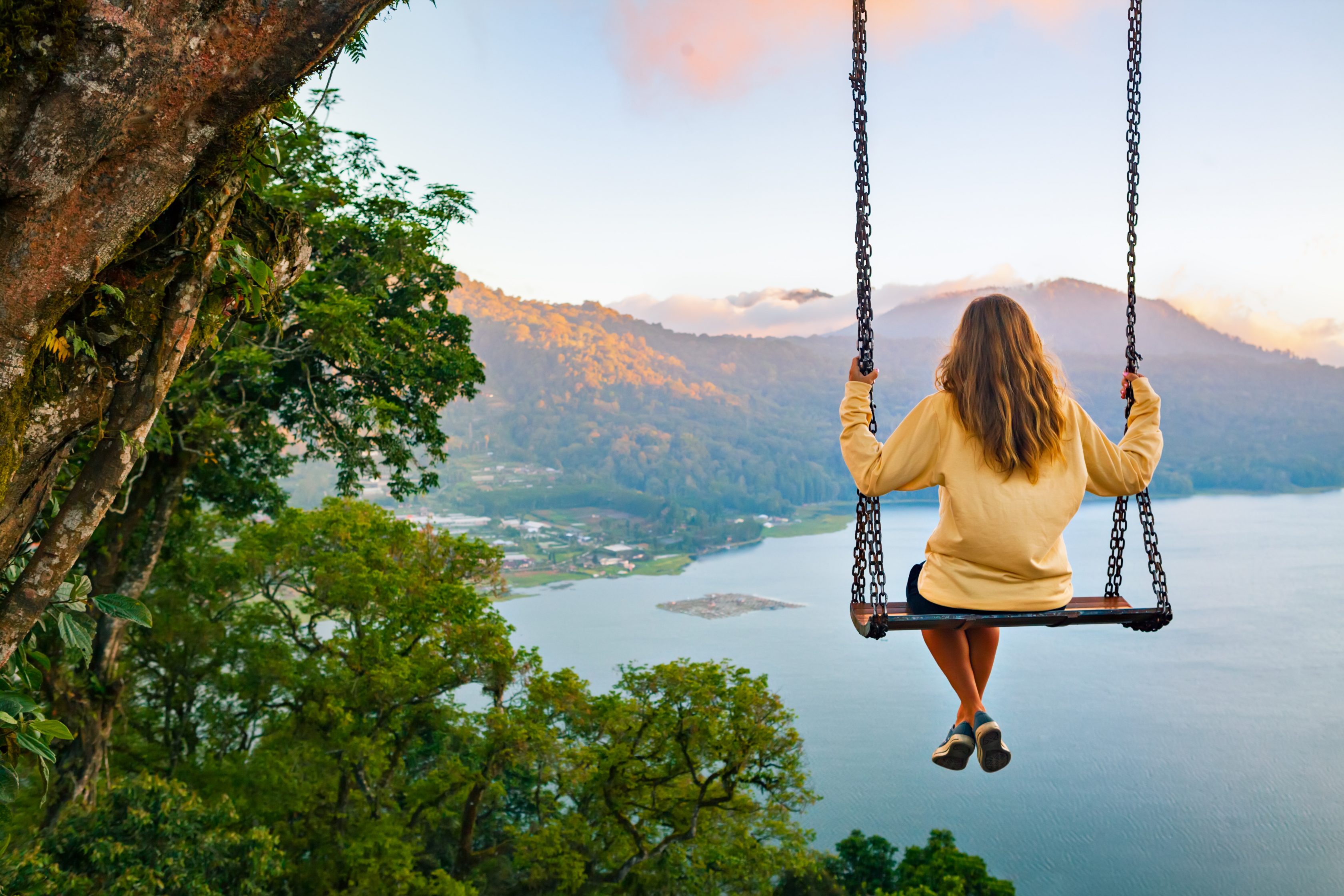 Femme en voyage en Asie
