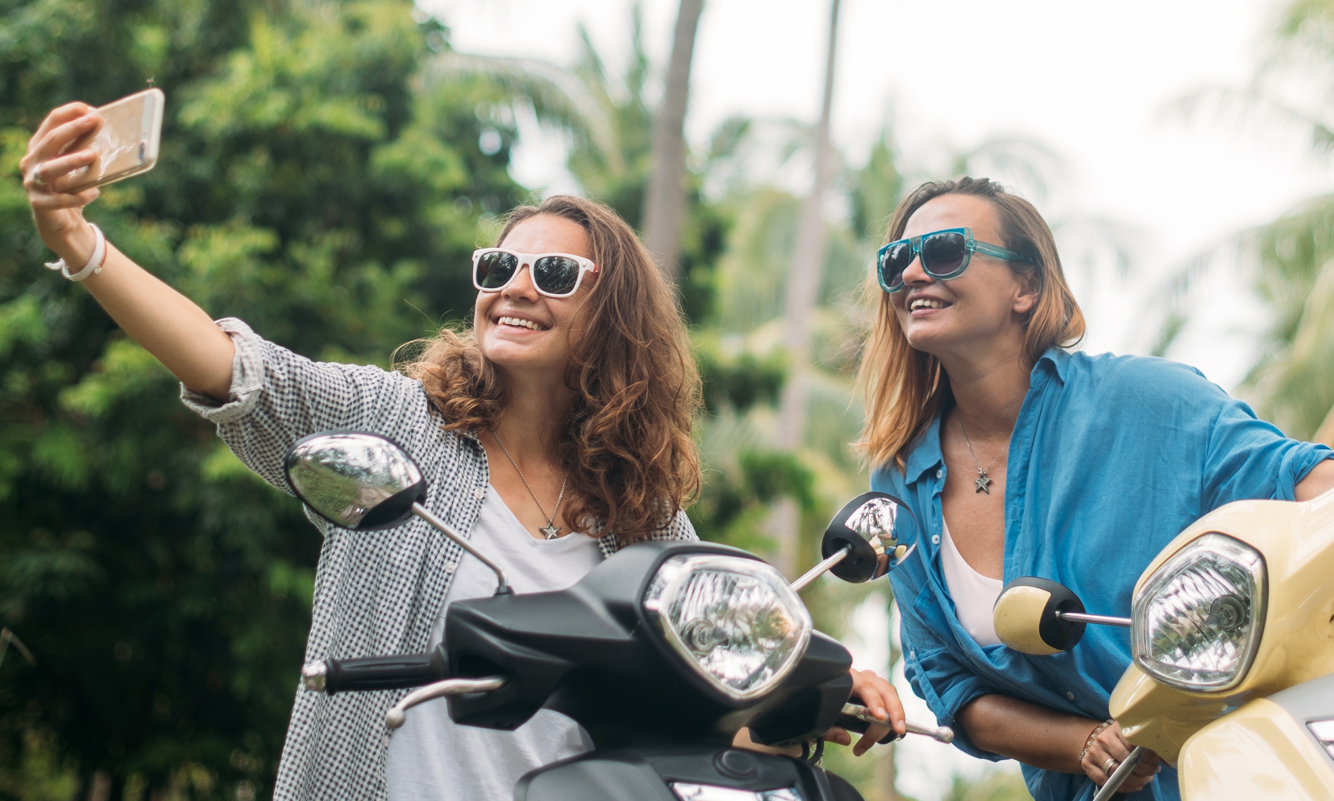 Voyageuses en scooter en Asie