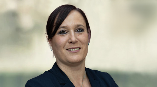 Portraitbild von Prof. Dr. Nadine Brandl