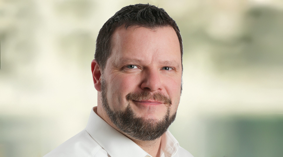 Portraitbild von Lars Grote