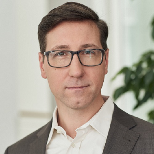Richard Manson will join Allianz Group Communications on May 1, 2022