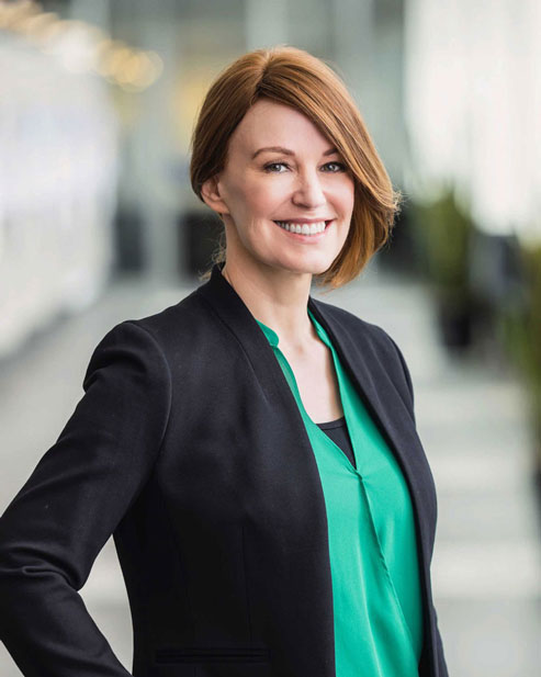 The photograph of Lorinda Niemeyer, Head of Sustainability at Allianz Life