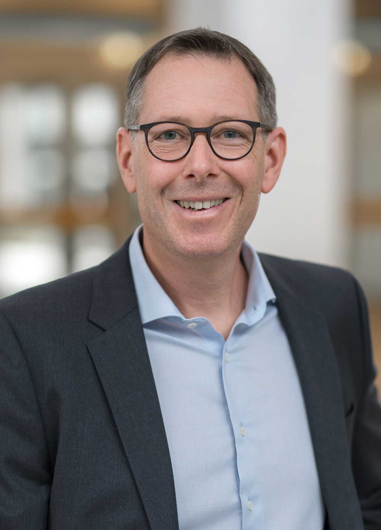 Photograph of Andreas Lindner, Chief Investment Officer of Allianz Leben. 