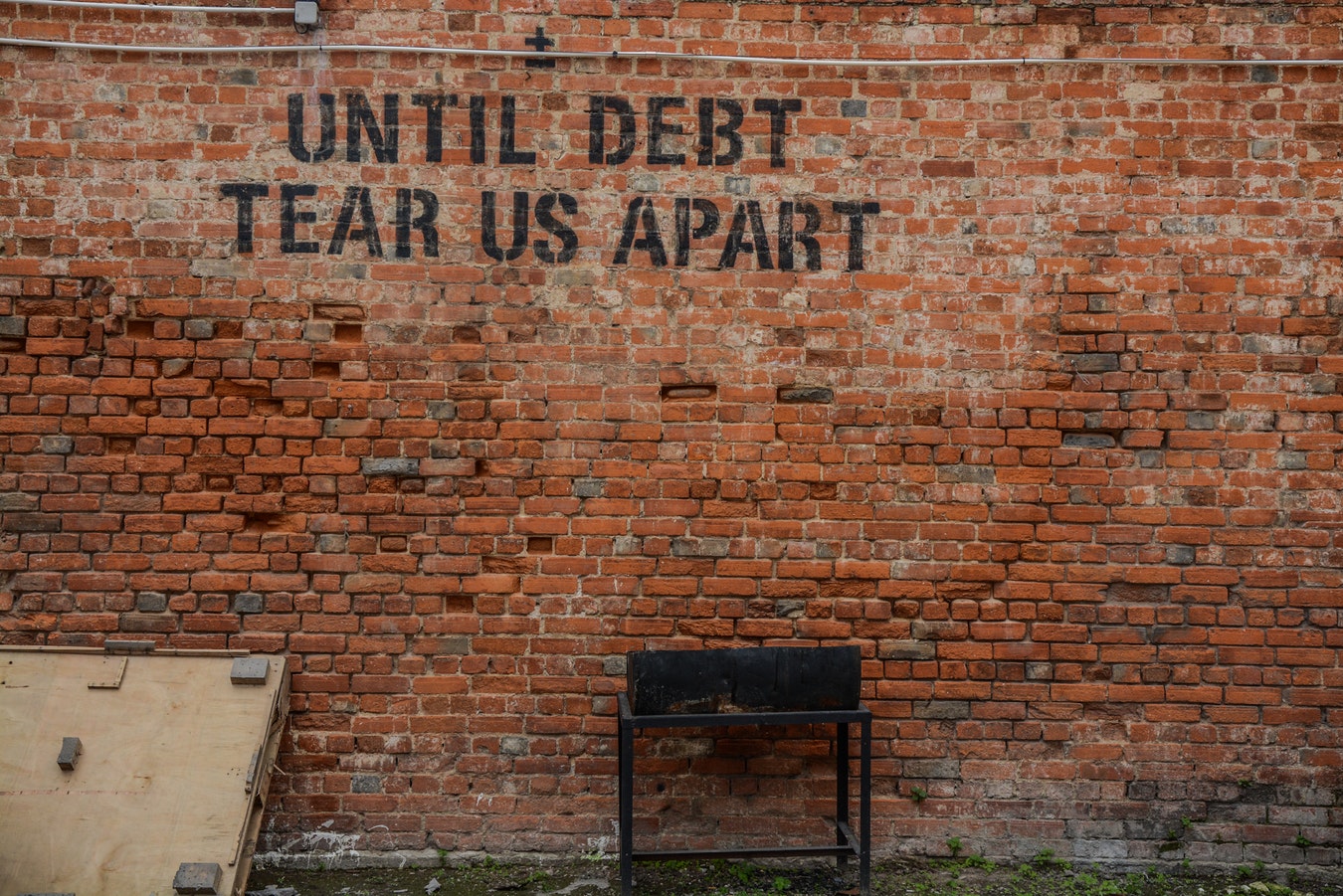 The Worst and Best Places in the World to Collect Your Debts