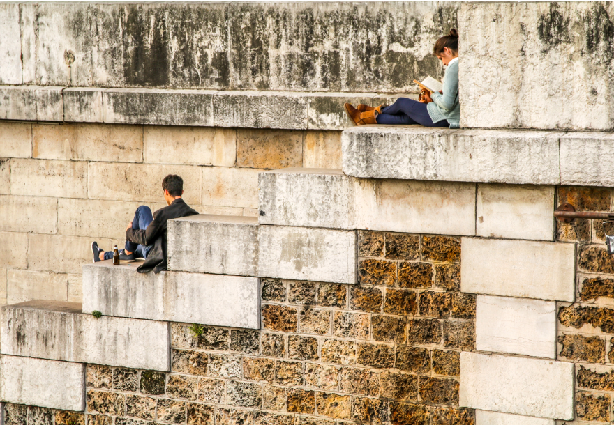 French and German savers: the unequal twins