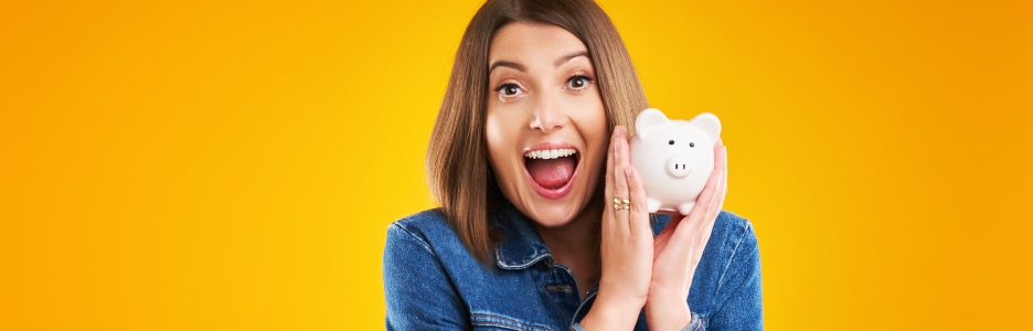 Imagen de una mujer con una cesta de ahorro