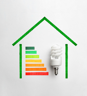Imagen de una bombilla que refleja los diferentes grades de ahorro energético en tu comunidad de vecinos