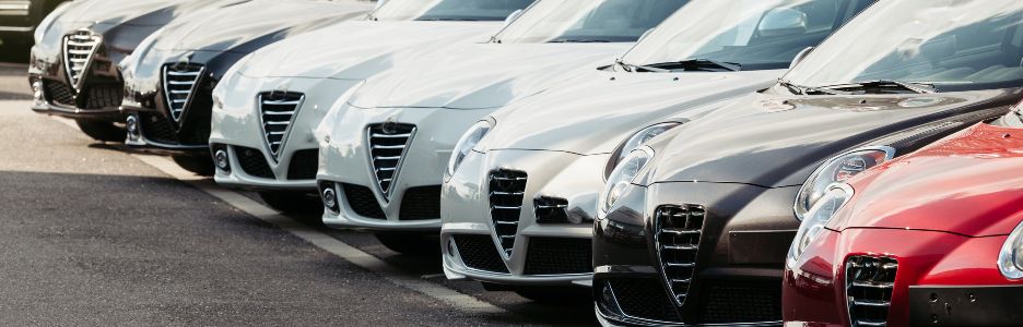 Imagen de una flota de coches