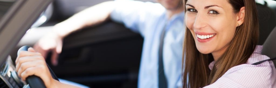 ¿Debo incluir un conductor ocasional en el seguro de coche?